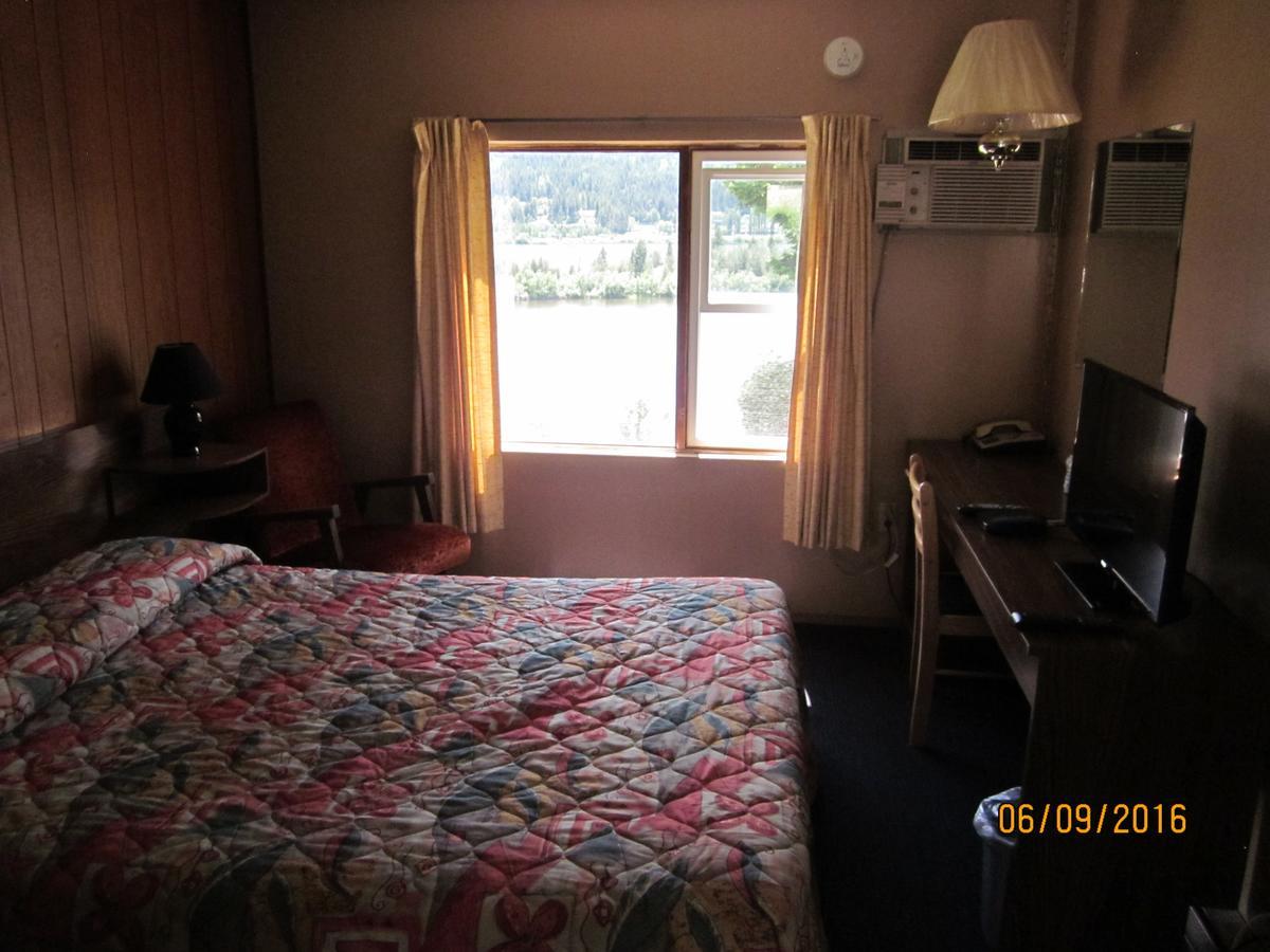 וויליאמס לייק Valleyview Motel מראה חיצוני תמונה