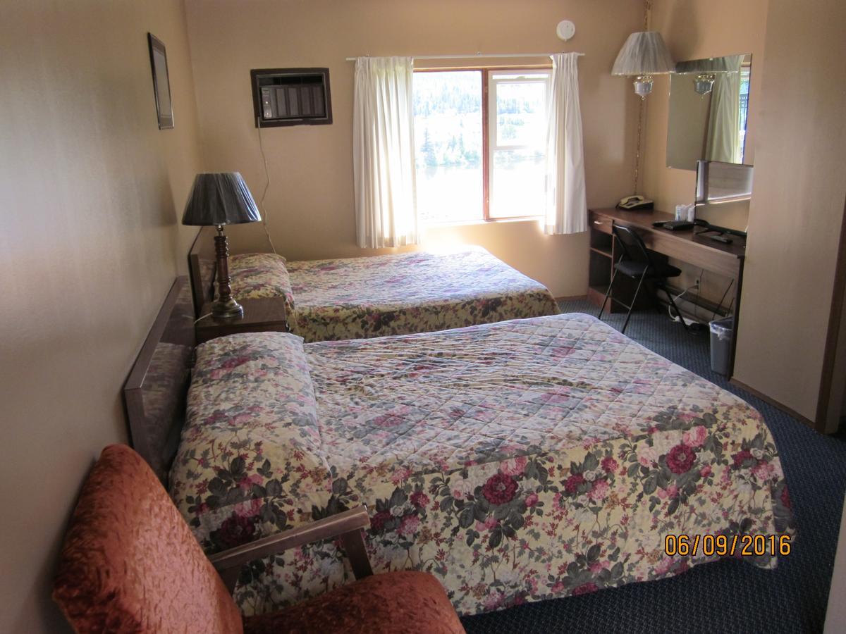 וויליאמס לייק Valleyview Motel מראה חיצוני תמונה
