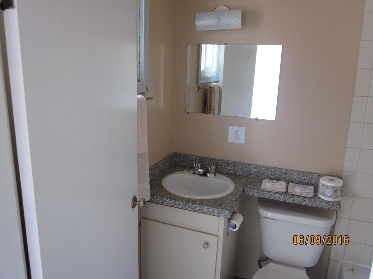 וויליאמס לייק Valleyview Motel מראה חיצוני תמונה