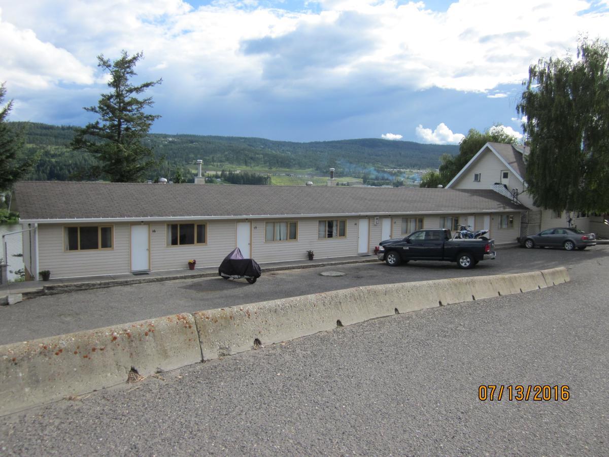 וויליאמס לייק Valleyview Motel מראה חיצוני תמונה